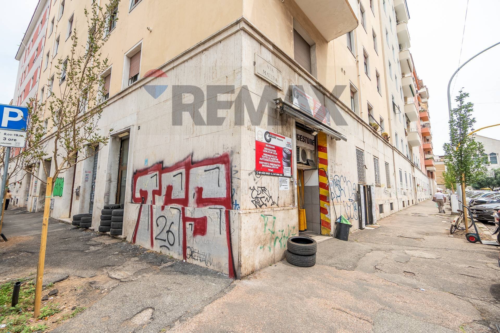 Edificio all\'aperto - Commercial Activity Via Matera
 
33, Roma - photo 3