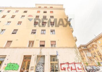 Edificio all\'aperto - Attività Commerciale Via Matera
 
33, Roma - foto 26