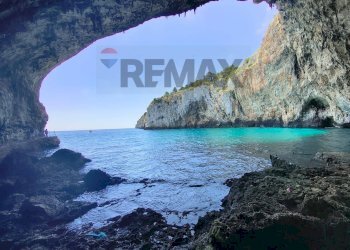 Castro, Grotta della Zinzulusa - Trilocale Via San Leonardo
 
91, Spongano - foto 20