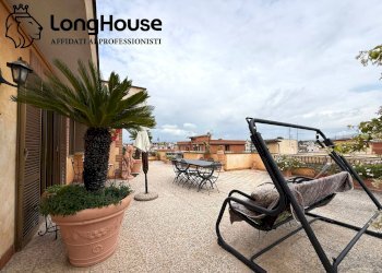 Foto 2 - Quadrilocale Via Ionadi
27, Roma - foto 2