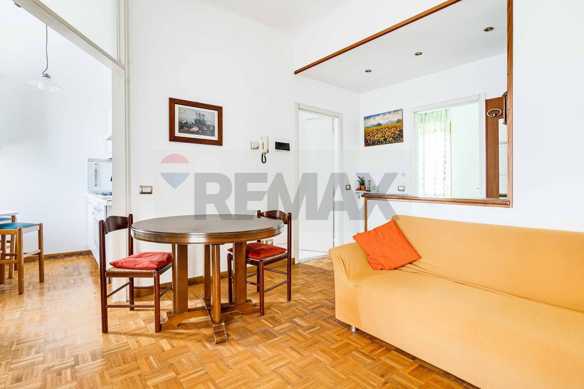 Sala da pranzo - Two-room apartment Via San Giovanni Bosco
14, Samarate - photo 3