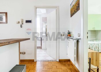 Hall / corridoio - Two-room apartment Samarate - photo 3