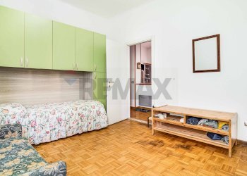Camera / camera da letto - Two-room apartment Samarate - photo 12