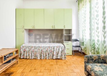 Camera / camera da letto - Two-room apartment Samarate - photo 13