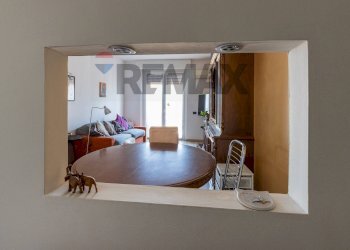 Sala da pranzo - Appartamento Via Per Crenna
 
19, Cardano al Campo - foto 3