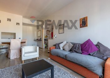 Soggiorno - Appartamento Via Per Crenna
 
19, Cardano al Campo - foto 4