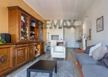 Sala da pranzo - Appartamento Via Per Crenna
 
19, Cardano al Campo - foto 5