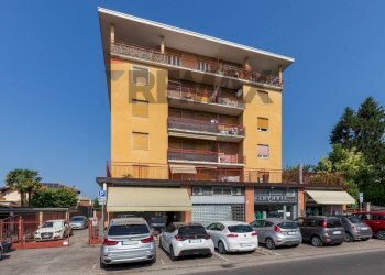 Edificio all\'aperto - Appartamento Via Per Crenna
 
19, Cardano al Campo - foto 21