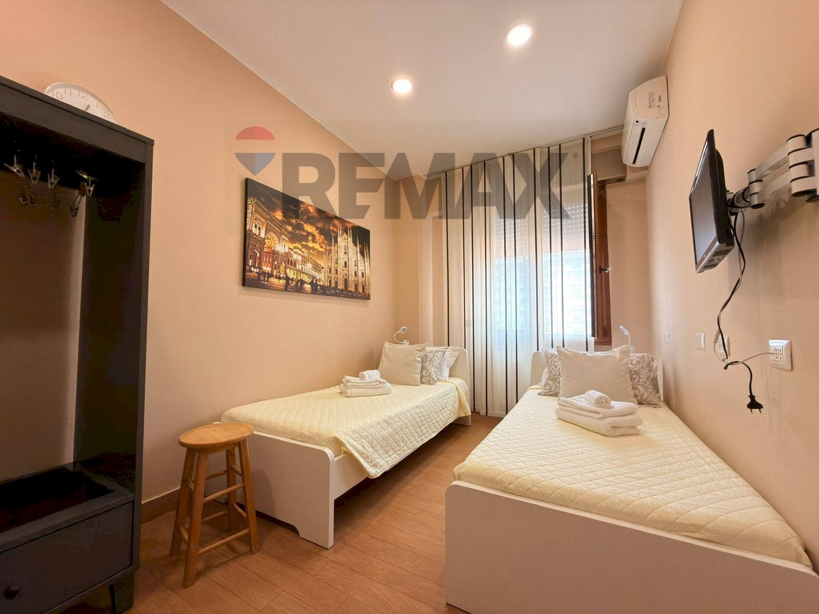 Camera / camera da letto - Monolocale Via Ticino
 
17, San Donato Milanese - foto 3