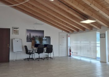 Foto 5 - Office LOCALITA' VARESCHE
 
36, Costermano sul Garda - photo 5