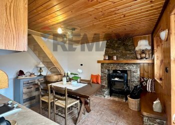 Sala da pranzo - Baita Monti di Crevegno
snc, San Nazzaro Val Cavargna - photo 16