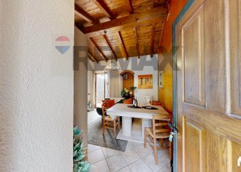 Sala da pranzo - Baita Monti di Crevegno
snc, San Nazzaro Val Cavargna - photo 33