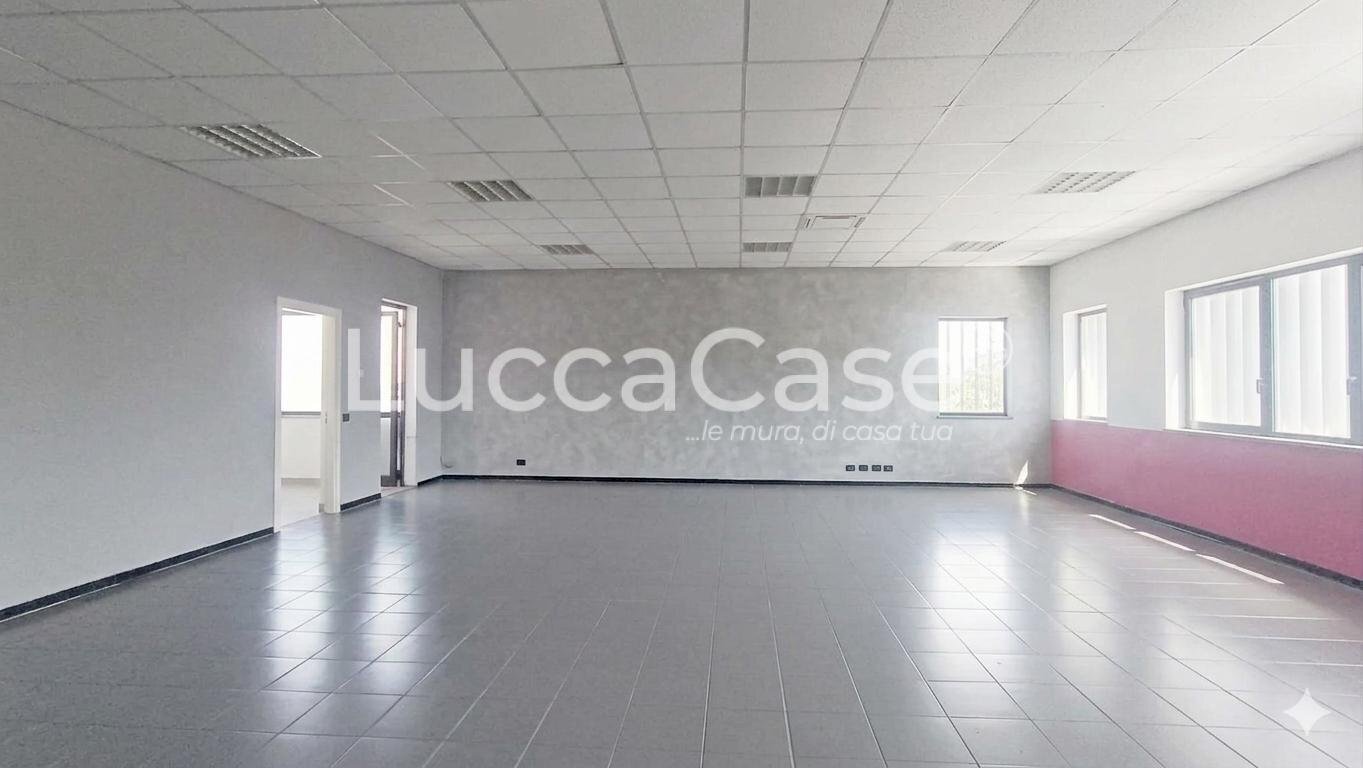 Ufficio Lucca (zona Mugnano) - foto 1