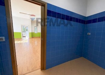 Bagno - Commercial Premises contrada Coste D'Oratino, Campobasso - photo 27