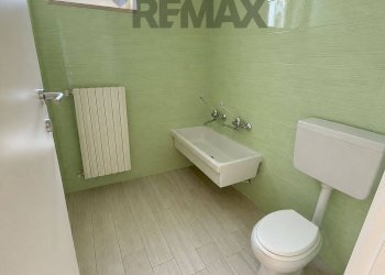 Bagno - Commercial Premises contrada Coste D'Oratino, Campobasso - photo 29