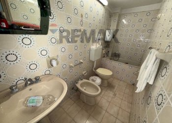 Bagno - Four-room apartment VIA SAN MARTINO
 
15, Monreale - photo 13