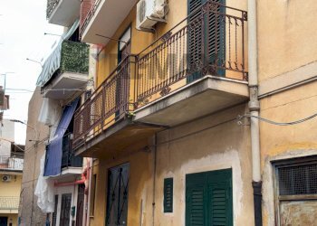 Edificio all\'aperto - Four-room apartment VIA SAN MARTINO
 
15, Monreale - photo 19