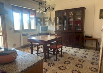 Sala da pranzo - Four-room apartment via Pirandello
 
1, Casteldaccia - photo 5