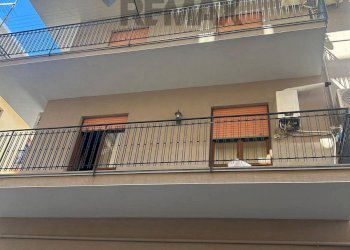 Edificio all\'aperto - Four-room apartment via Pirandello
 
1, Casteldaccia - photo 7
