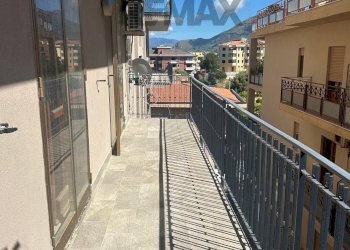 Balcone - Four-room apartment via Pirandello
 
1, Casteldaccia - photo 13