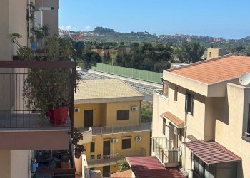 Edificio all\'aperto - Four-room apartment via Pirandello
 
1, Casteldaccia - photo 18
