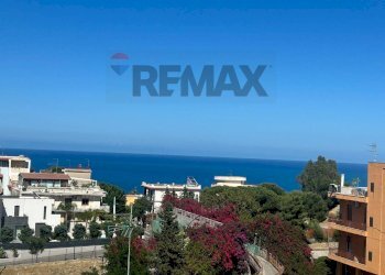 Vista dell\'acqua - Four-room apartment via Pirandello
 
1, Casteldaccia - photo 20
