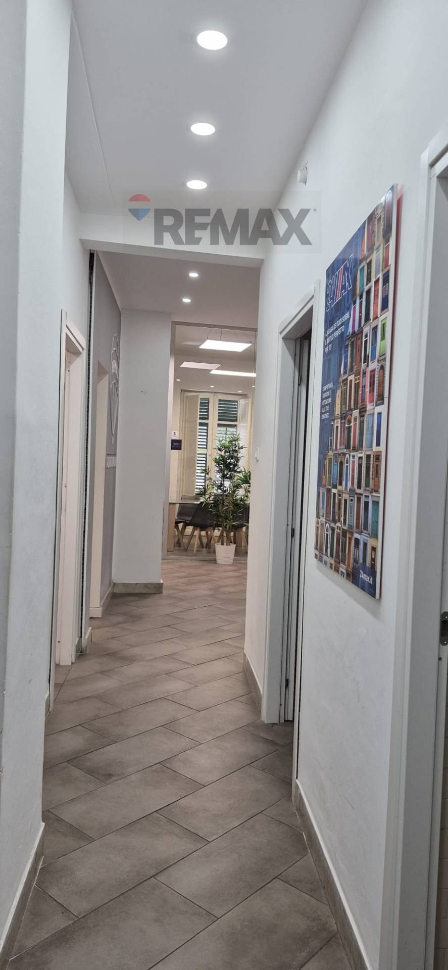 Hall / corridoio - Office Via Giuseppe Sciuti
86, Palermo - photo 3