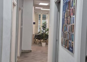 Hall / corridoio - Ufficio Via Giuseppe Sciuti
86, Palermo - foto 3