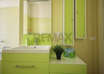 Bagno - Apartment Via Adelina Zini
 
78, Massa - photo 11