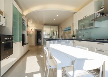 Cucina - Apartment Via Adelina Zini
 
78, Massa - photo 18