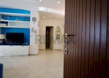 Soggiorno - Apartment Via Adelina Zini
 
78, Massa - photo 23