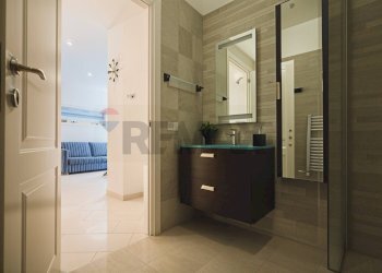 Bagno - Apartment Via Adelina Zini
 
78, Massa - photo 26
