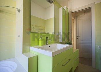Bagno - Apartment Via Adelina Zini
 
78, Massa - photo 34
