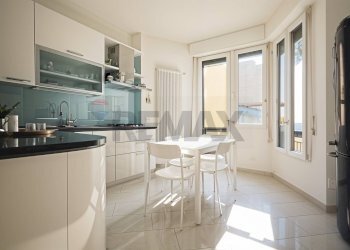 Cucina - Apartment Via Adelina Zini
 
78, Massa - photo 41