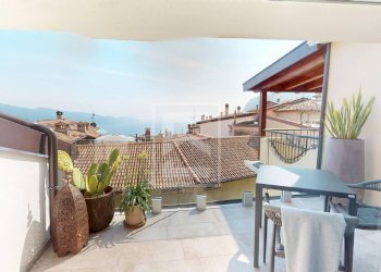 Foto 1 - Three-room apartment via ZAN ZANONE
 
3, Tignale - photo 1