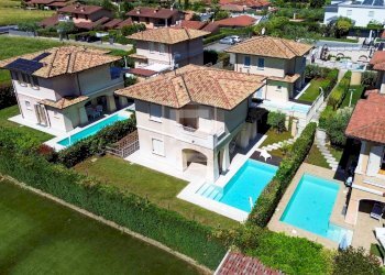 Foto 1 - Villa VIA GAZZOLO
6B, Manerba del Garda - photo 1