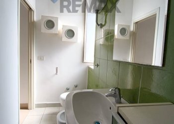 Bagno - Two-room apartment Napoli - photo 11