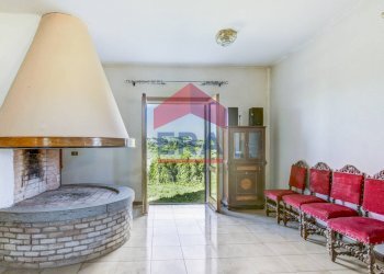 Camino soggiorno - Villa Via  di Colle Perino, Velletri - photo 15