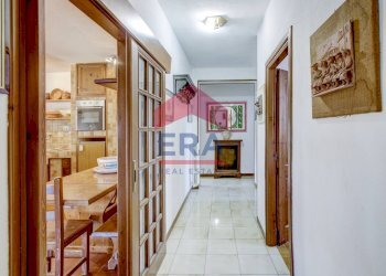 Corridoio piano terra - Villa Via  di Colle Perino, Velletri - photo 29