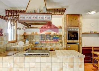 Cucina - Villa Via  di Colle Perino, Velletri - photo 30