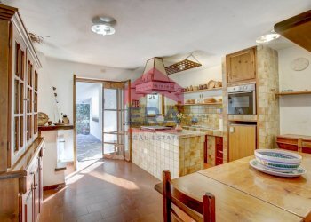 Cucina - Villa Via  di Colle Perino, Velletri - photo 31
