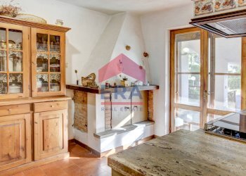 Cucina camino - Villa Via  di Colle Perino, Velletri - photo 32