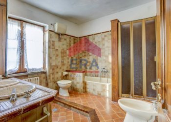 Bagno piano terra - Villa Via  di Colle Perino, Velletri - photo 34
