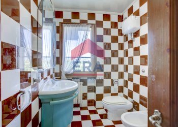 Bagno piano terra - Villa Via  di Colle Perino, Velletri - photo 35