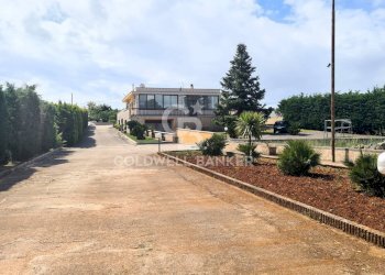 Foto 33 - Villa Strada Massafra Zona F
 
157, Martina Franca - foto 33