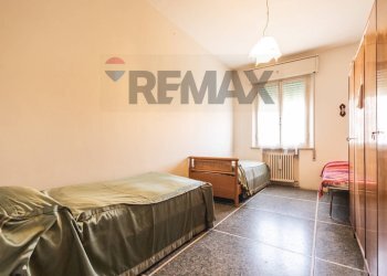 Camera / camera da letto - Four-room apartment Viale Dante Alighieri
 
74, Rimini - photo 9