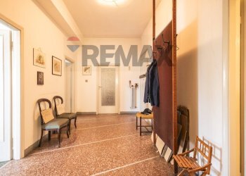 Hall / corridoio - Four-room apartment Viale Dante Alighieri
 
74, Rimini - photo 27