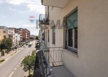 Balcone - Four-room apartment Viale Dante Alighieri
 
74, Rimini - photo 34