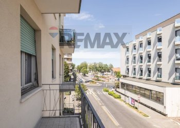 Balcone - Four-room apartment Viale Dante Alighieri
 
74, Rimini - photo 38