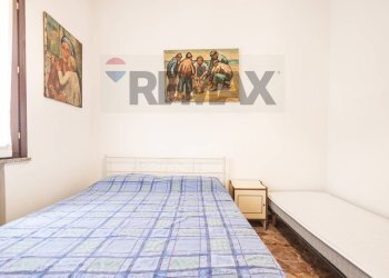Camera / camera da letto - Three-room apartment Rimini - photo 8